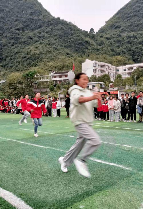 石堤中学红网,传承红色基因，铸就青春梦想