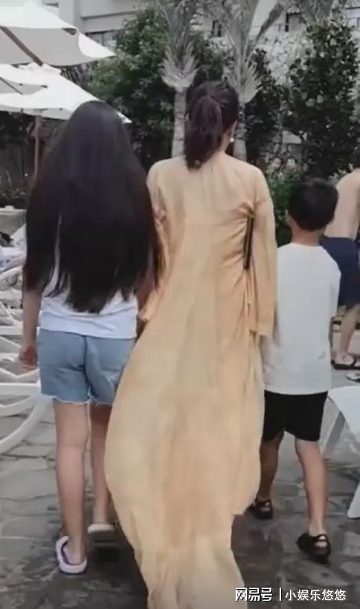 张兰卖酸辣粉爆料视频