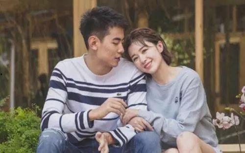 各明星回国视频大全,明星们温馨归乡瞬间大盘点