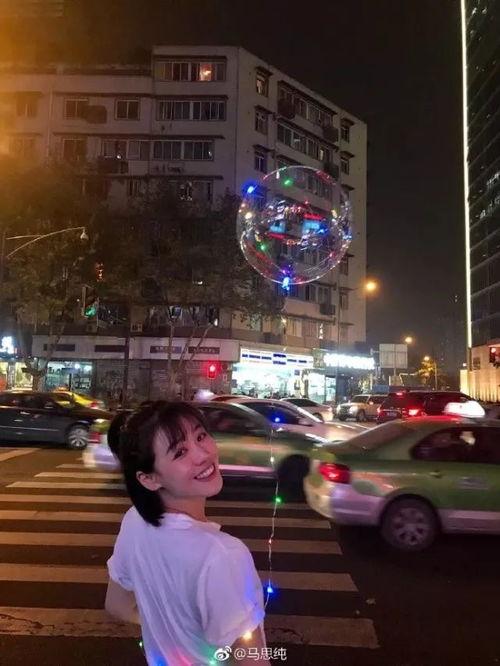 夜市摆摊网红气球